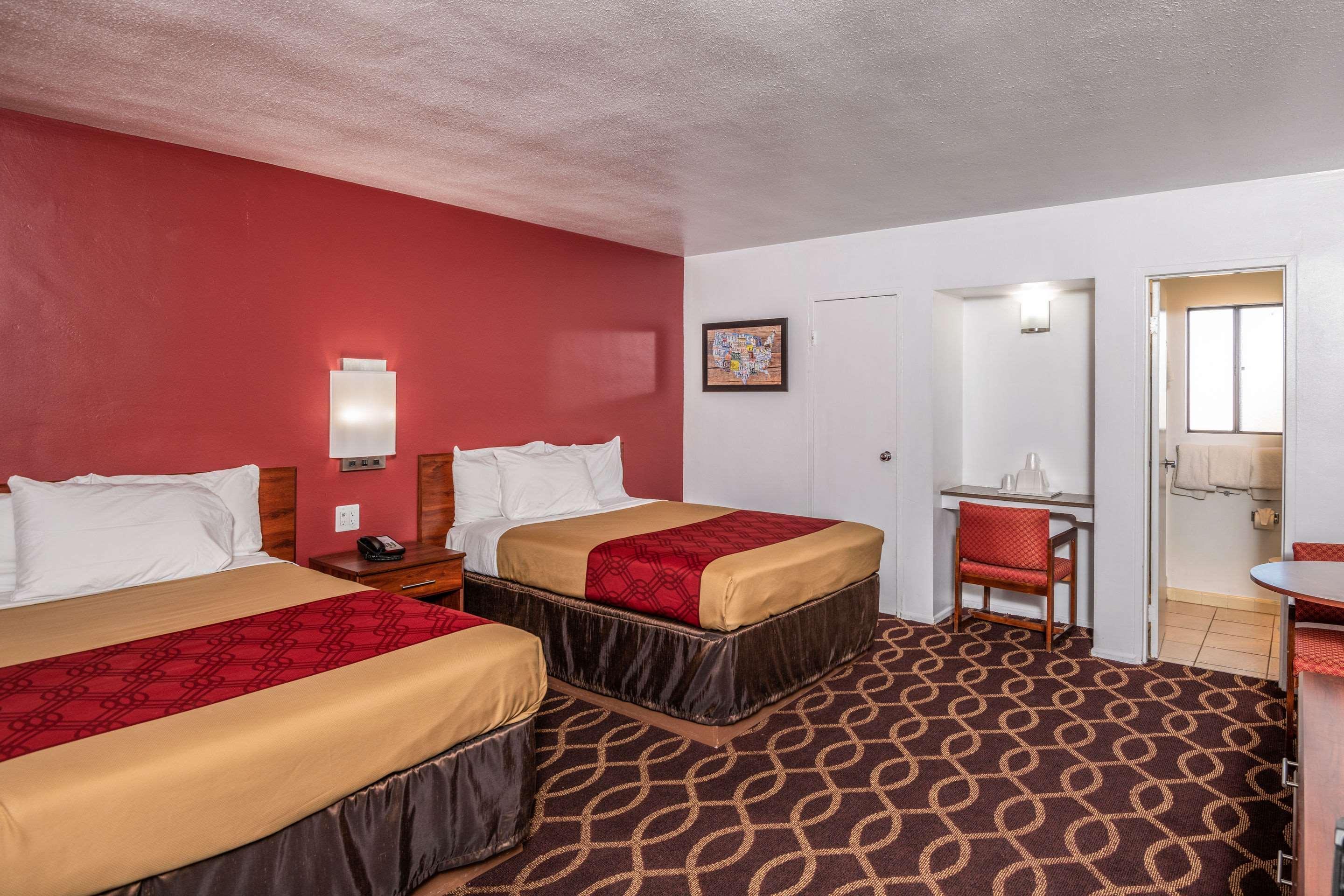 Econo Lodge University Тусон Экстерьер фото